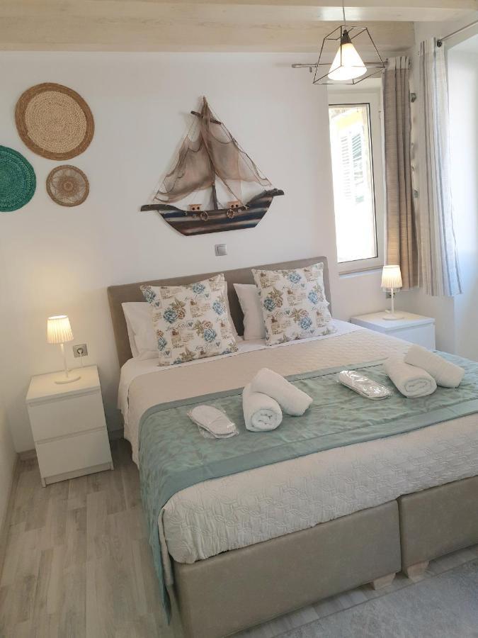 Helens Apartment Corfu  Buitenkant foto